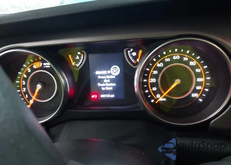 2022 Jeep Wrangler Unlimited Sport 4X4 z USA, uszkodzony, nr VIN 1C4HJXDN8NW235751